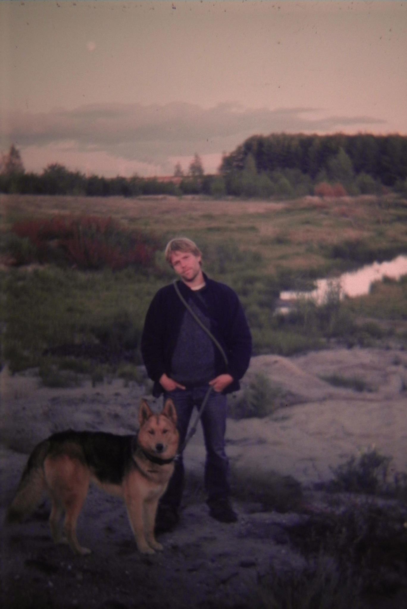 Stephan Kaasche mit seinem Hund Booby